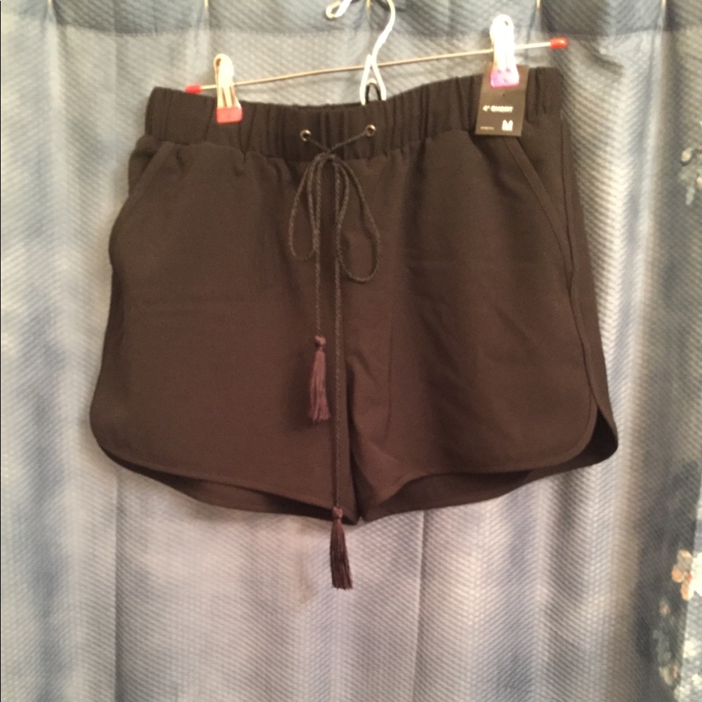 NWT New York & Company Dress Shorts